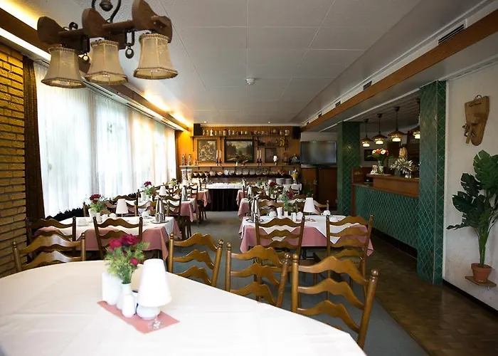 Hotel Zur Bruecke 2*